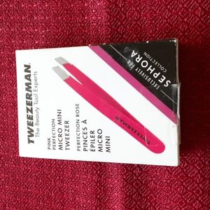 3/$15 💙 NIB Pink Mini Slant Tweezers